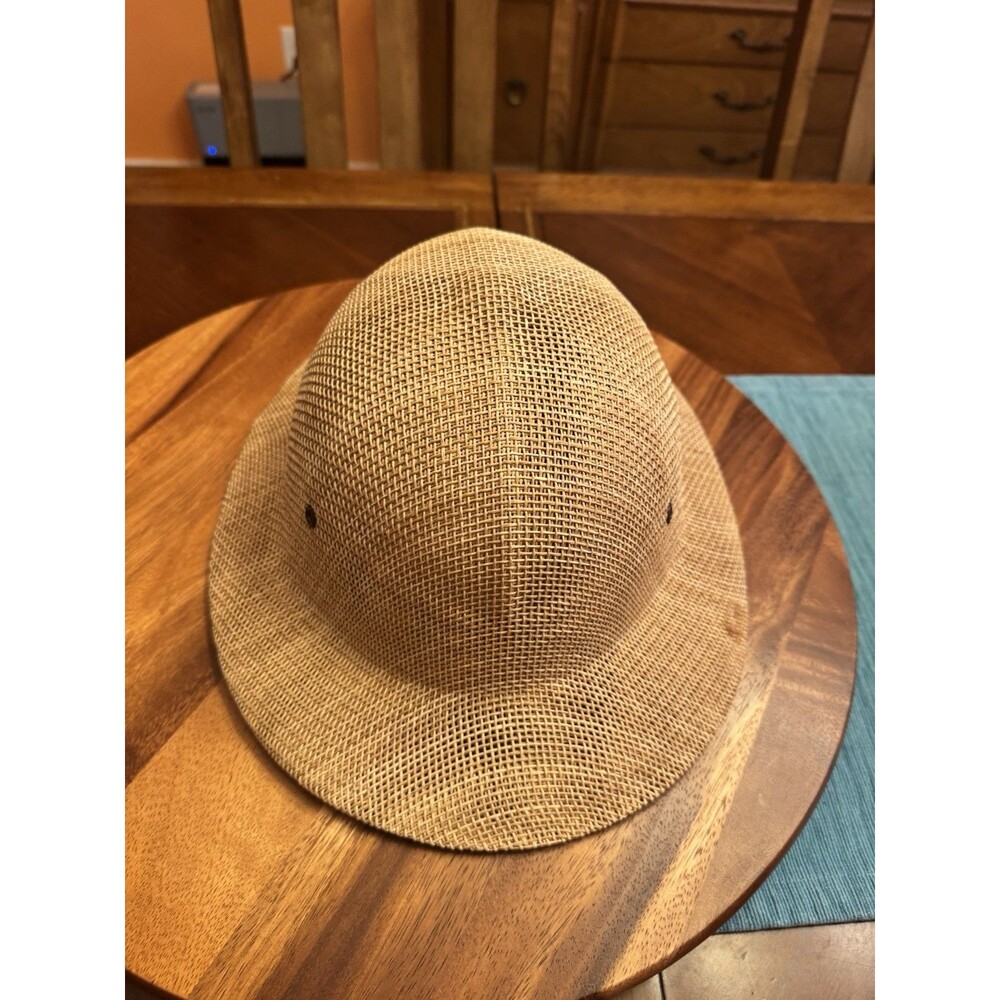 BROOKSTONE Vintage Safari Jungle Helmet/Hat Straw Gardening Outdoors